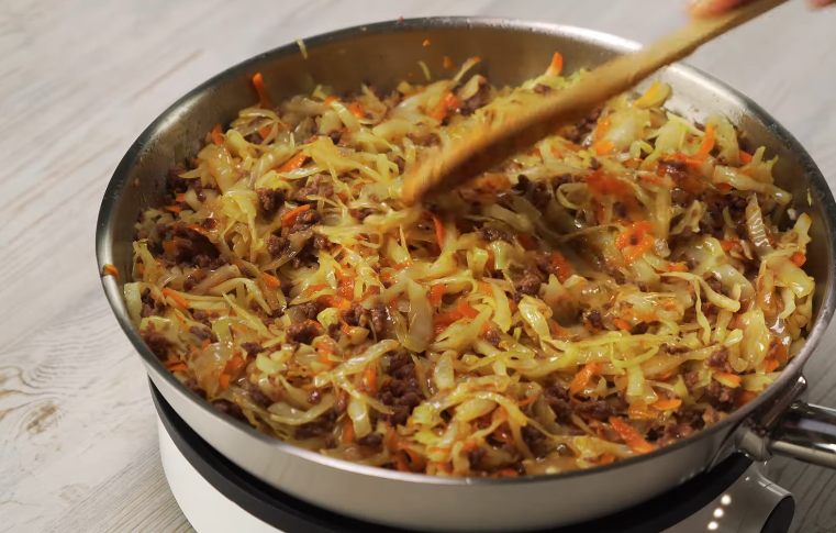 Ground Beef and Cabbage Stir Fry (So Easy, So Good!)