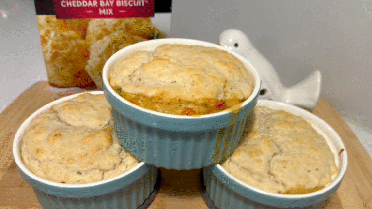 The Best Cheddar Bay Chicken Pot Pie You’ll Ever Try (Comfort Food Done Right!)