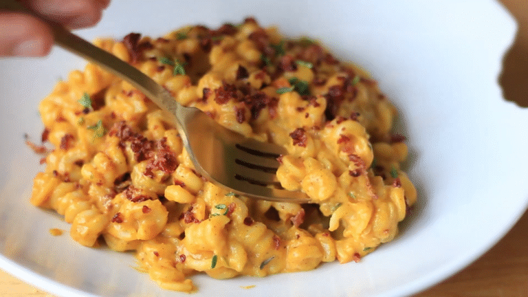 The Creamiest Pumpkin Mac and Cheese You’ll Ever Try (Your New Fall Favorite!)