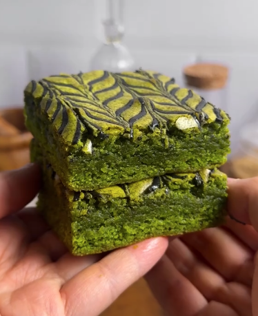 Black Sesame Matcha Brownies – The Dessert You Didn’t Know You Needed
