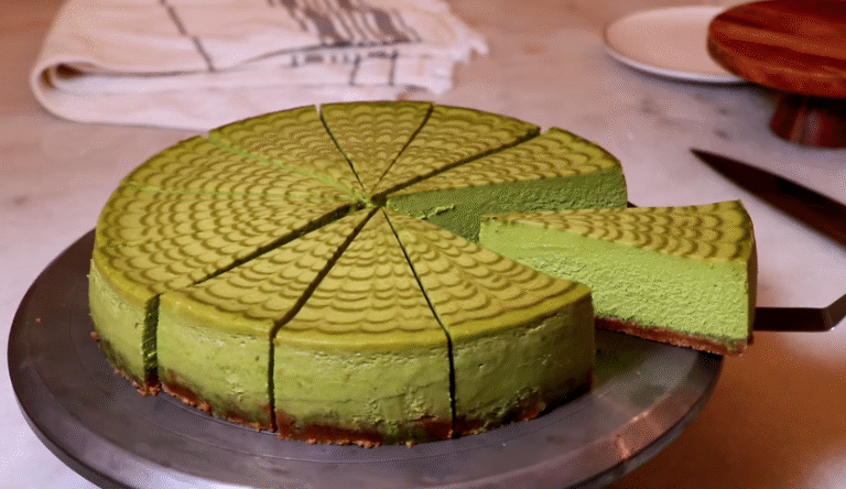 The Best Easy Matcha Cheesecake Tart You’ll Ever Try